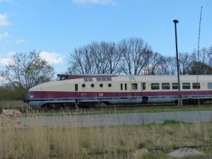 Zug in Ketzin ZUG DDR Ketzin Eisenbahn ICE des Ostens T Zug Görlitz Triebwagen