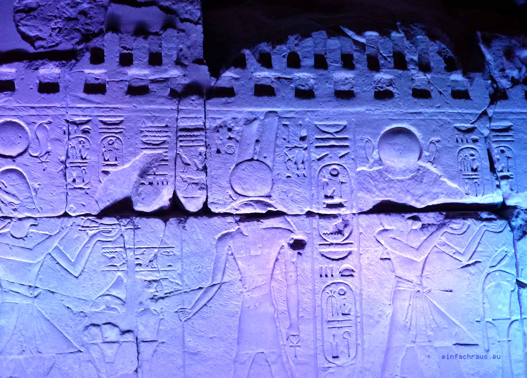 Inschrift an der Tempelanlage von Karnak, Foto: Weirauch