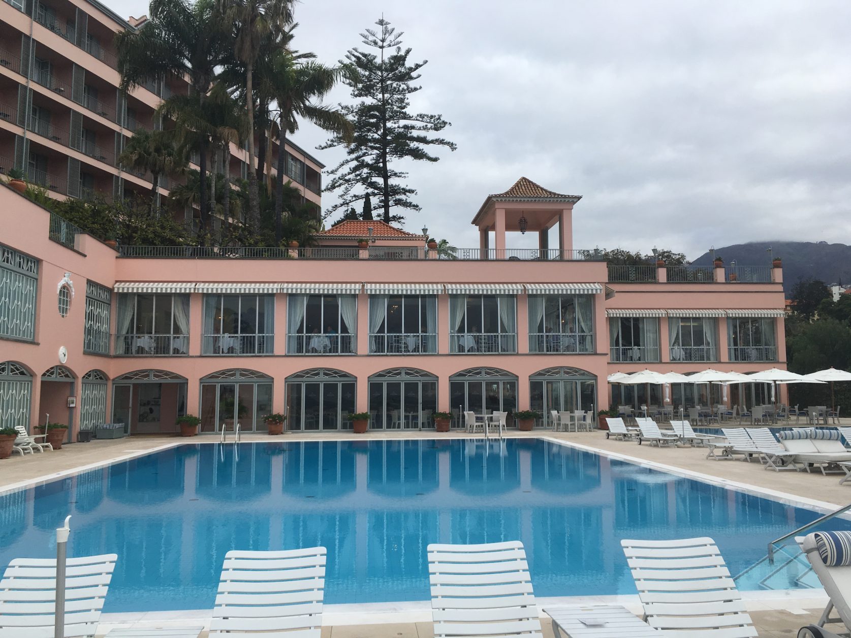 Der beheizte Pool des Reid`s in Funchal auf Madeira, Foto: D.Weirauch