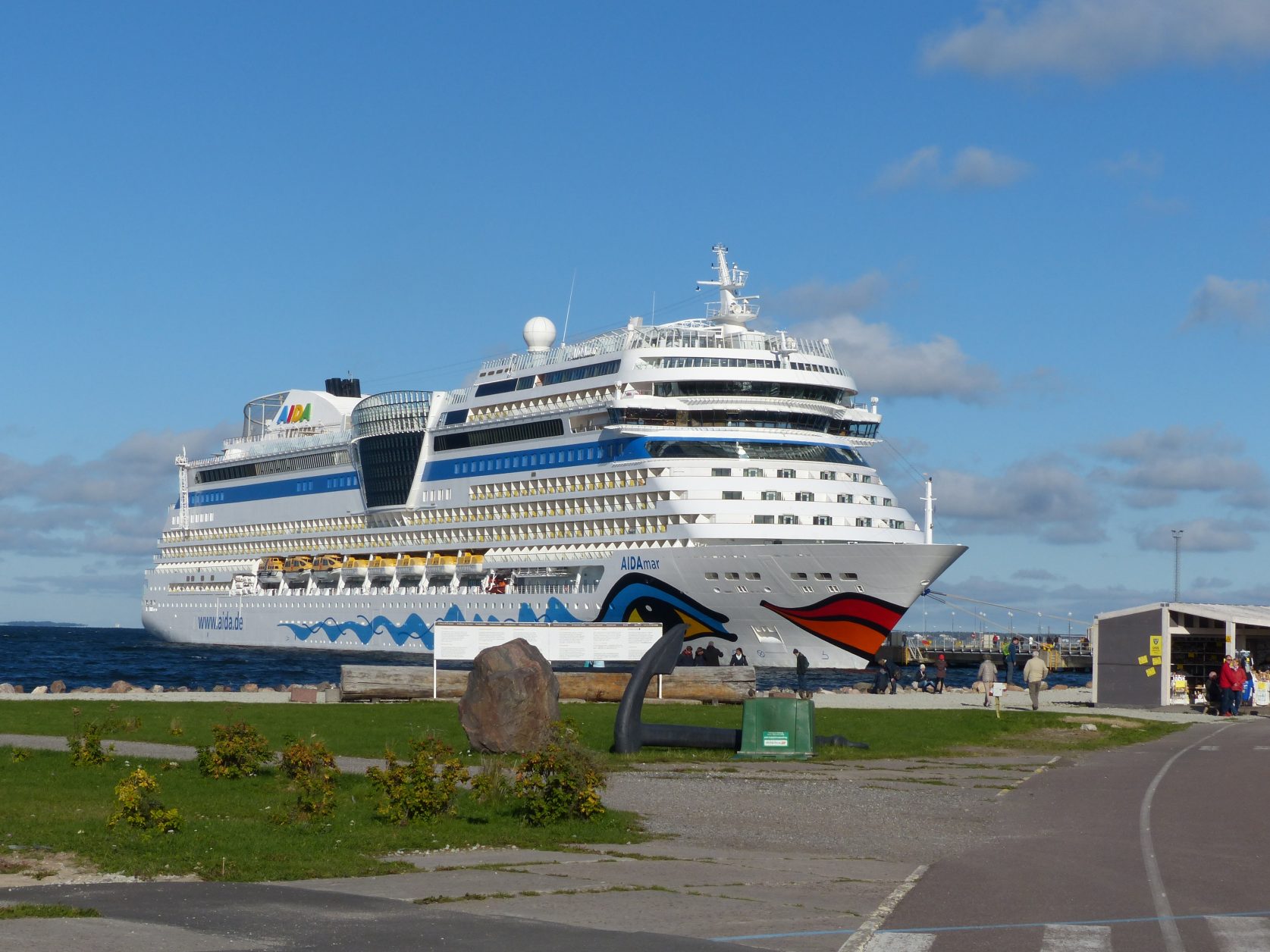 AIDA Mar im Hafen von Talllin Tallin Estland