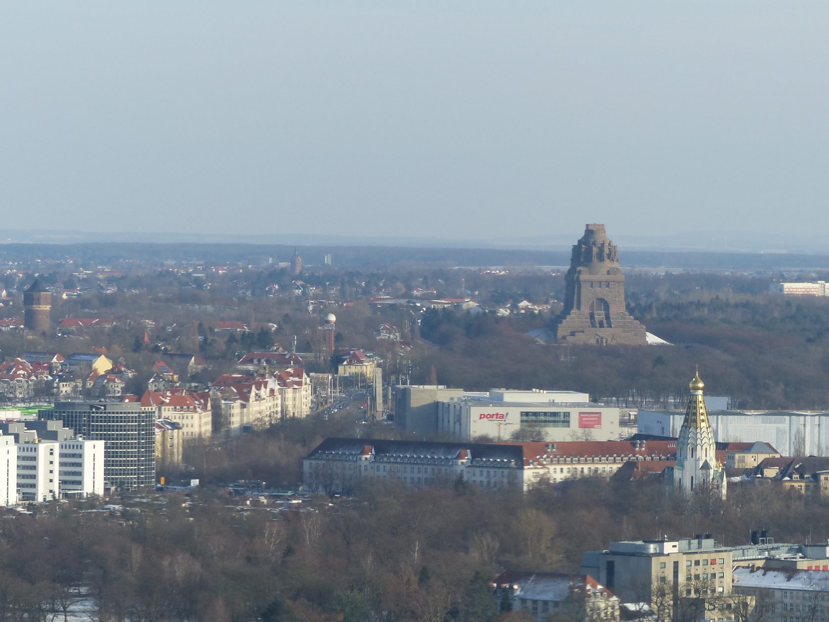 Blick vom City-Hochhaus auf das Völkerschlachtdenkmal Foto: Weirauch