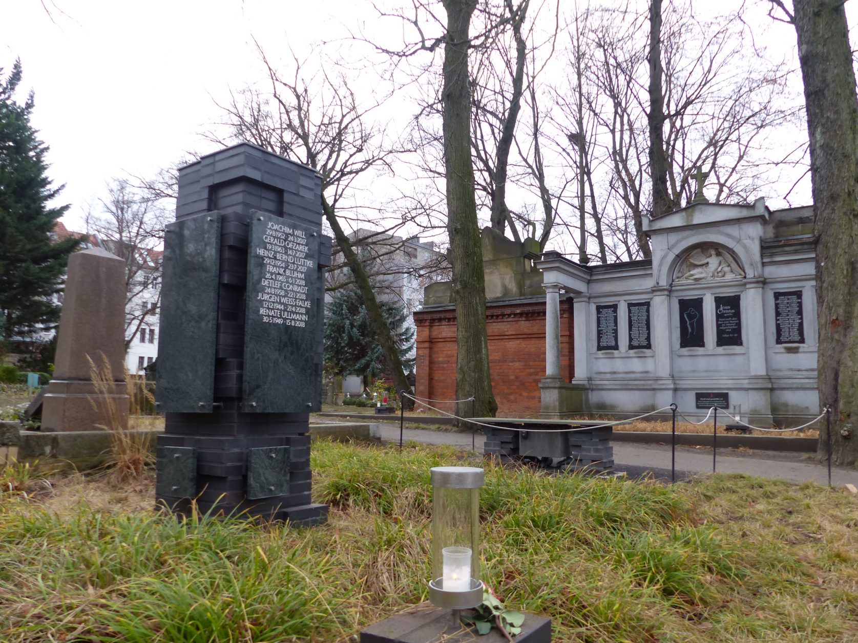 Die vom Verein Denk mal positHIV eingerichtete Grabstätte für Menschen mit HIV und AIDS in Berlin