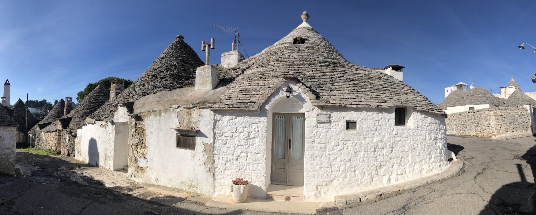 Apulien Salento Italy Trulli alberobello