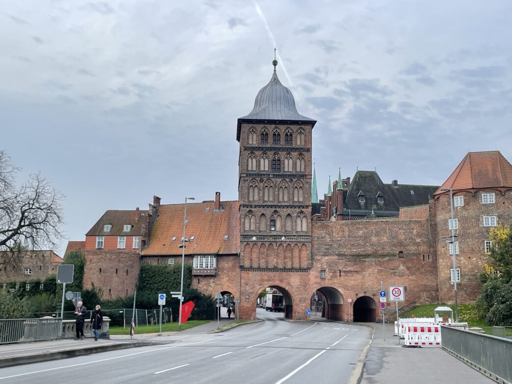 Burgtor Lübeck Sehenswürdigkeiten