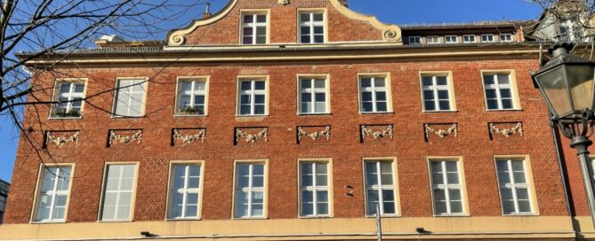 Holländerviertel, Haus am Bassinplatz