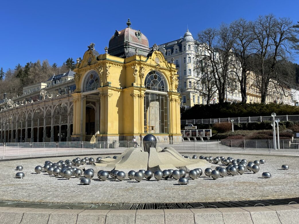 Wasser trinken in Marienbad EINFACHRAUS.EU