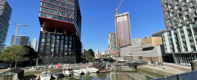 Moderne Architektur in Rotterdam - wohin man schaut