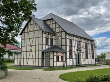 Bethaus am Schloss Lomnitz