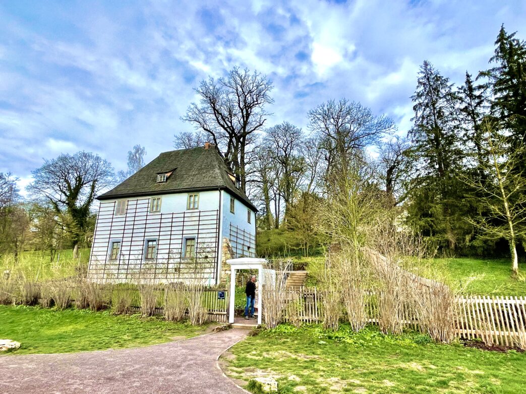 Das Gartenhaus am Rande des Parks an der Ilm war 1776 Goethes erster eigener Wohnsitz in Weimar.
