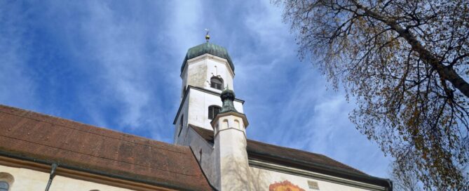 In der Nikolaikirche in Isny ist die Predigerbibliothek untergebracht.