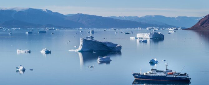 Foto: Icland Plancius, Greenland © Oceanwide Expeditions - Oliver Richter_Leica Akademie (16)