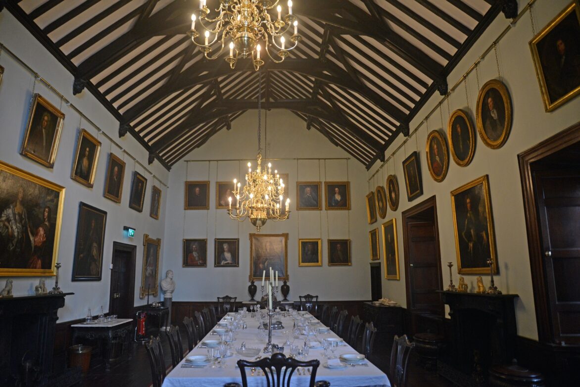  Der Große Saal in Malahide Castle ist noch heute ein imposanter Raum.