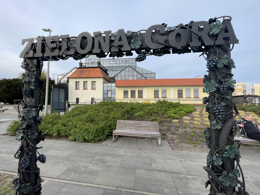 Polen.Zielonagora Bachus Wein Polen
