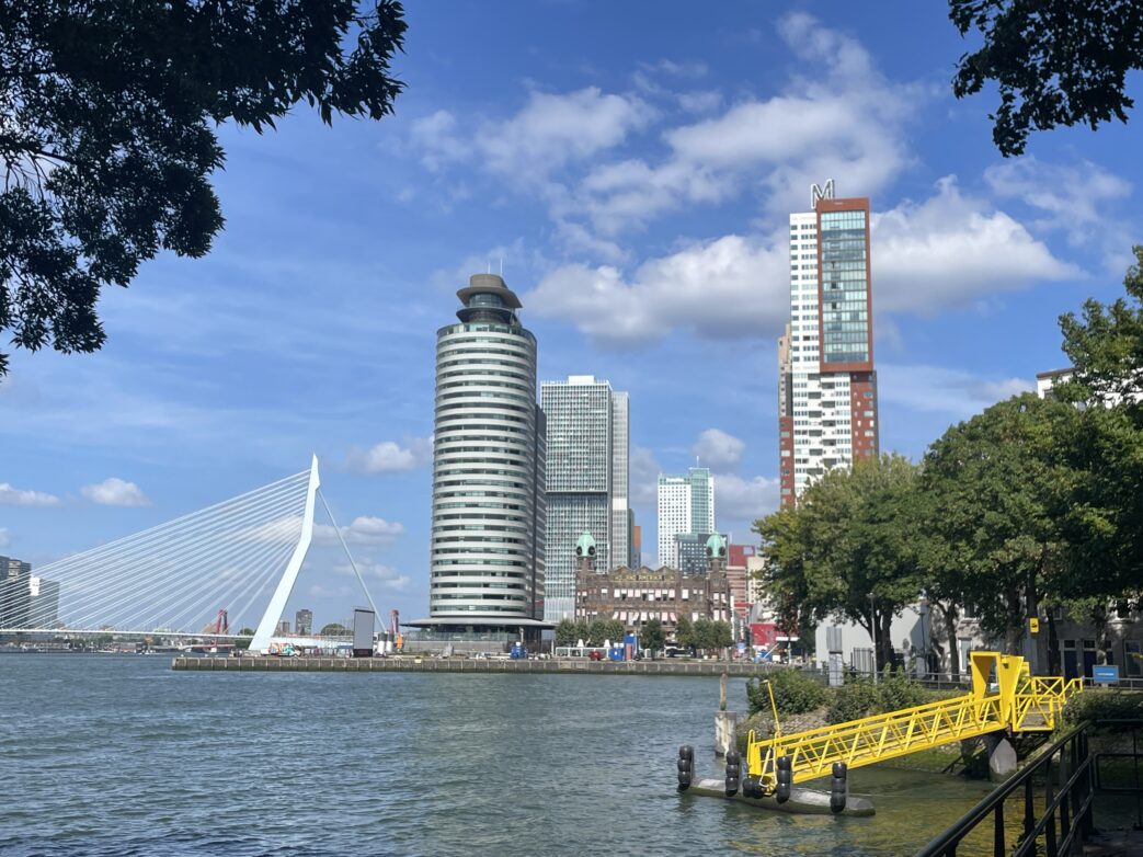 Beeindruckende Architektur ewartete uns in Rotterdam.