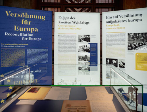 Ausstellung „Versöhnung für Europa“ im Roten Rathaus in Berlin