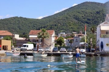 Am Hafen von Tivat wird Wassersport groß geschrieben.