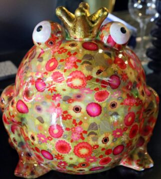 Die Moorfroschkönigin von Nord-Holland.